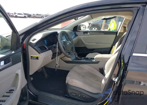 2015 Hyundai Sonata Sport from USA, damaged, VIN 5NPE34AF5FH091754